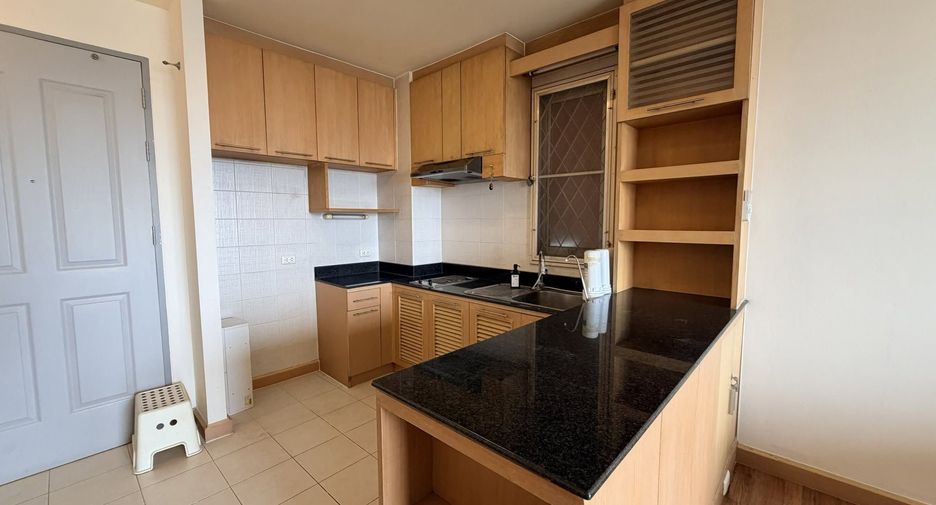 Condo en venta de 2 habitaciones en Khlong Toei, Bangkok