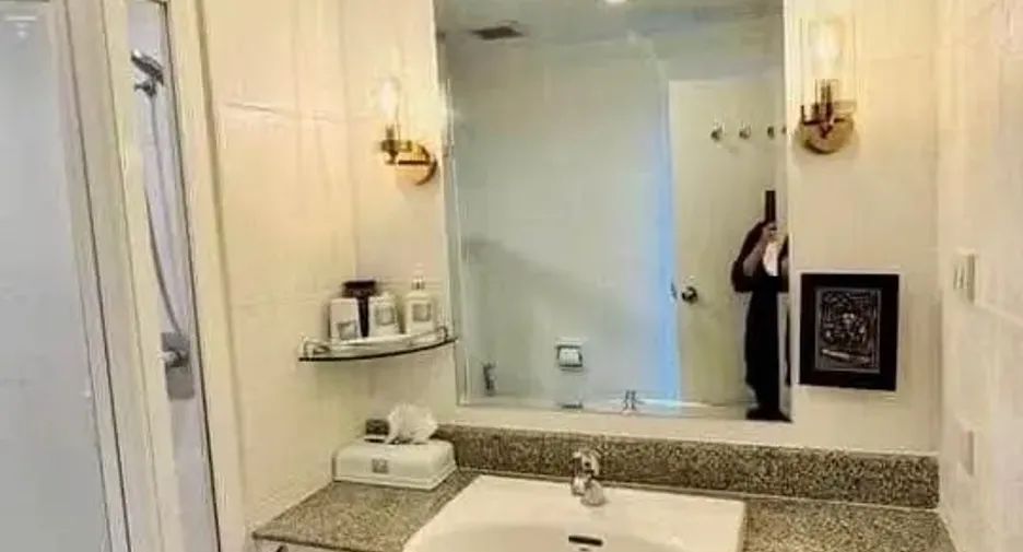 For rent 1 bed condo in Yan Nawa, Bangkok