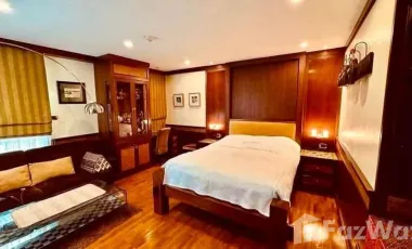 For rent 1 bed condo in Yan Nawa, Bangkok