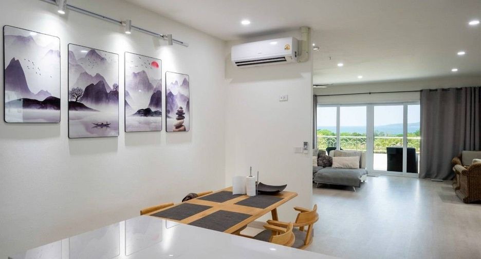 For sale 3 bedrooms condo in Bang Lamung, Chonburi