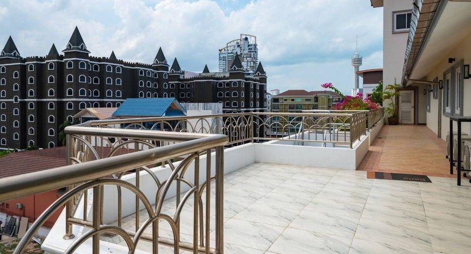 For sale 3 bedrooms condo in Bang Lamung, Chonburi