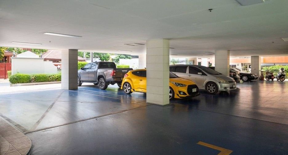 For sale 3 bedrooms condo in Bang Lamung, Chonburi