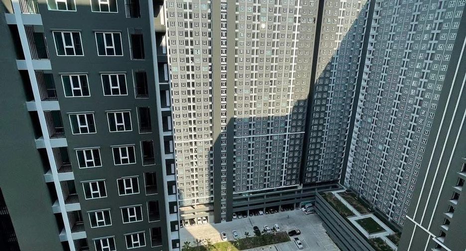 Condo en alquiler de 1 habitaciones en Bang Na, Bangkok