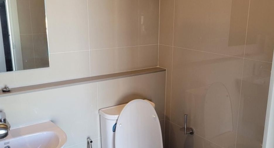 For rent 1 bed condo in Bang Kapi, Bangkok