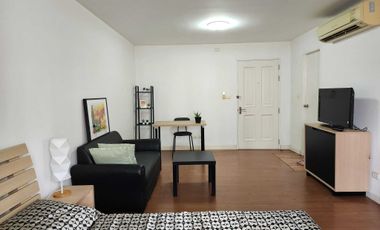 Wohnung zur Miete mit Studio in Yan Nawa, Bangkok