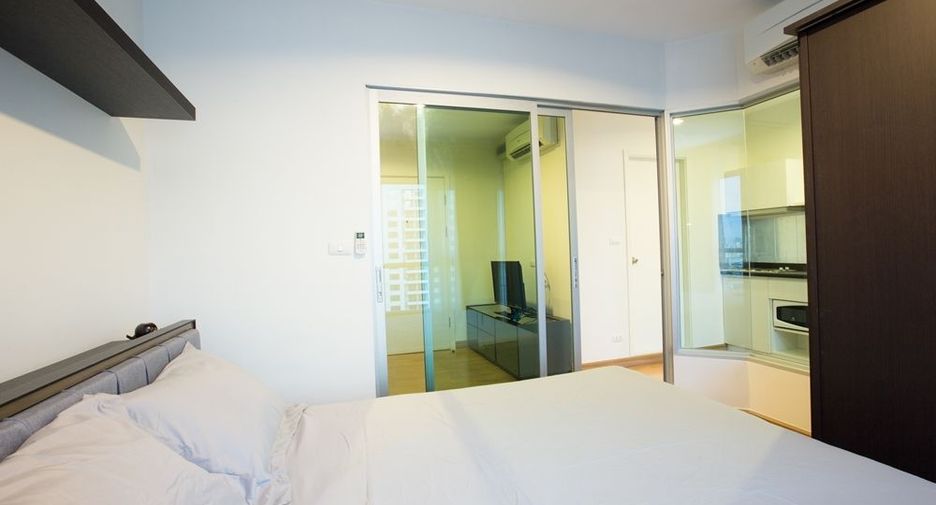 For rent 1 bed condo in Khlong Toei, Bangkok