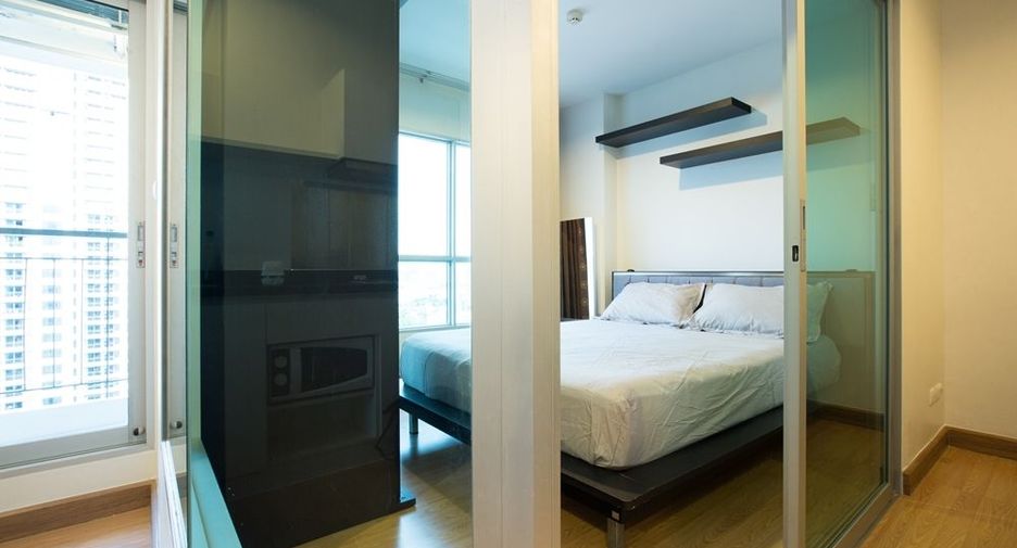 For rent 1 bed condo in Khlong Toei, Bangkok