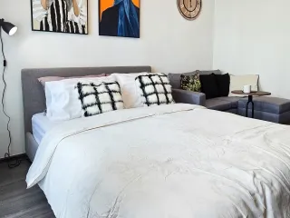 For rent 1 bed condo in Bang Kapi, Bangkok