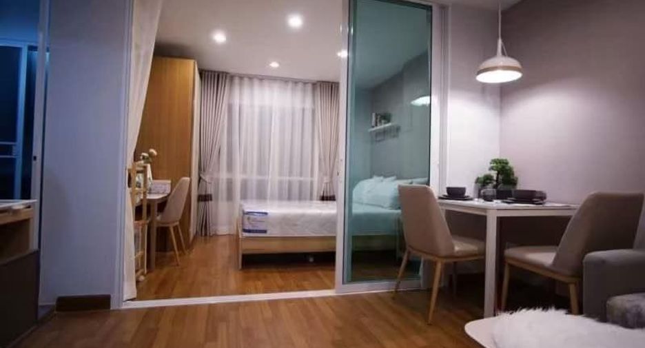 Wohnung zur Miete mit 1 Zimmer in Phra Khanong, Bangkok