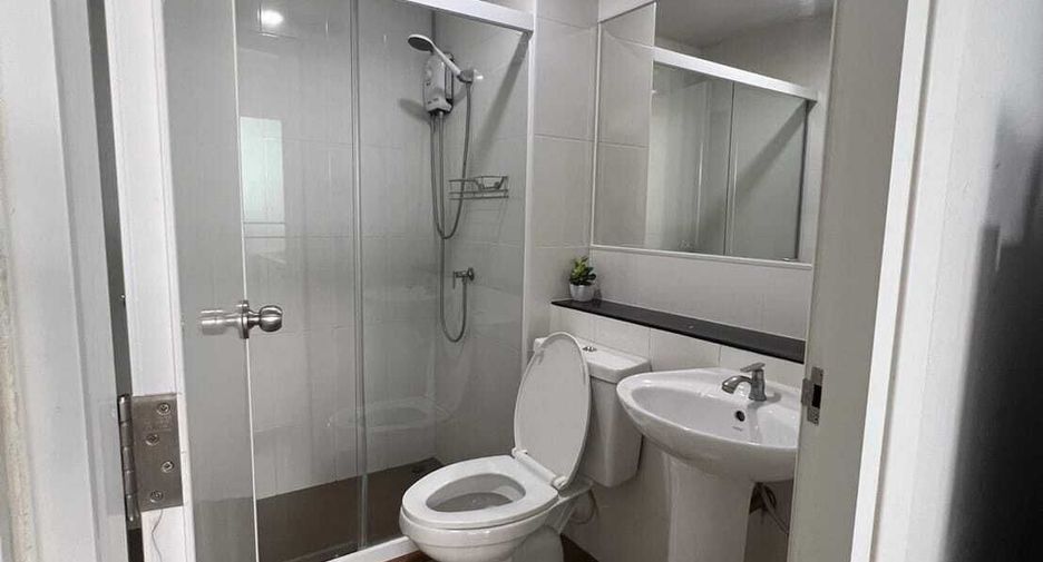 Wohnung zur Miete mit 1 Zimmer in Phra Khanong, Bangkok
