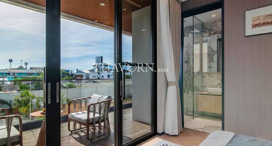 For sale 4 bedrooms house in Bang Lamung, Chonburi