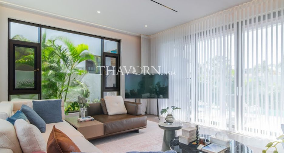 For sale 4 bedrooms house in Bang Lamung, Chonburi