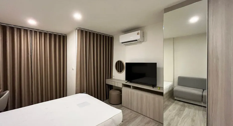 Wohnung zur Miete mit Studio in Bang Na, Bangkok