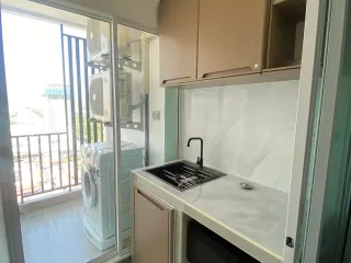 Wohnung zur Miete mit 1 Zimmer in Bang Na, Bangkok