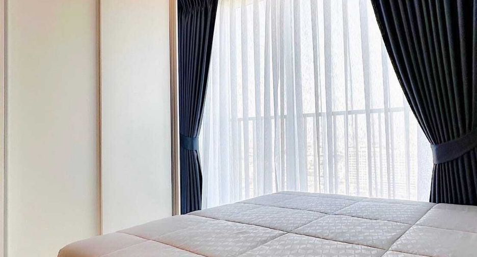 À louer studio condo à Thon Buri, Bangkok