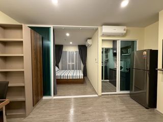 À louer studio condo à Bang Na, Bangkok