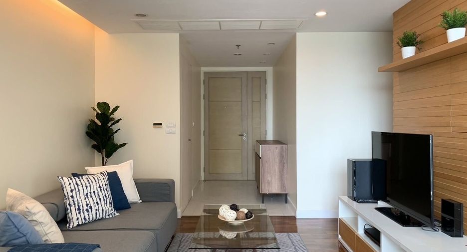 For rent 1 bed condo in Watthana, Bangkok