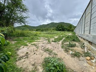 出售 土地 在 华欣, 班武里府