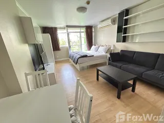 Wohnung zur Miete mit Studio in Phra Khanong, Bangkok