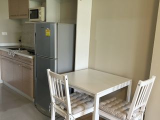 Wohnung zur Miete mit Studio in Phra Khanong, Bangkok