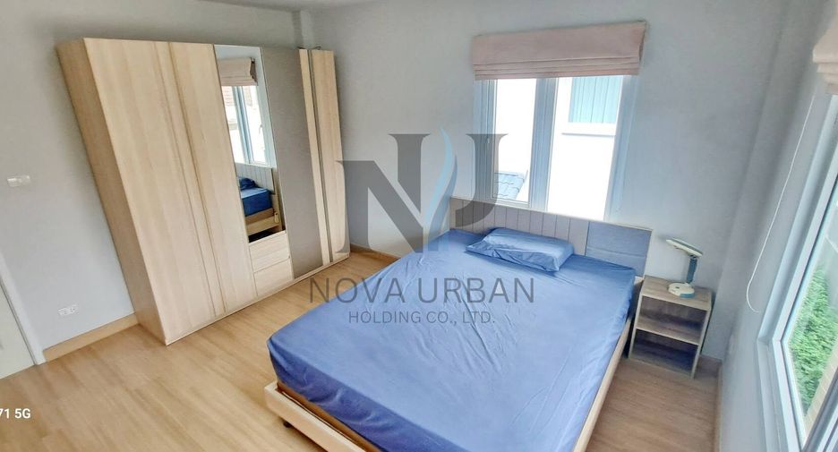 For sale 4 ベッドルーム house in Bang Lamung, Chonburi