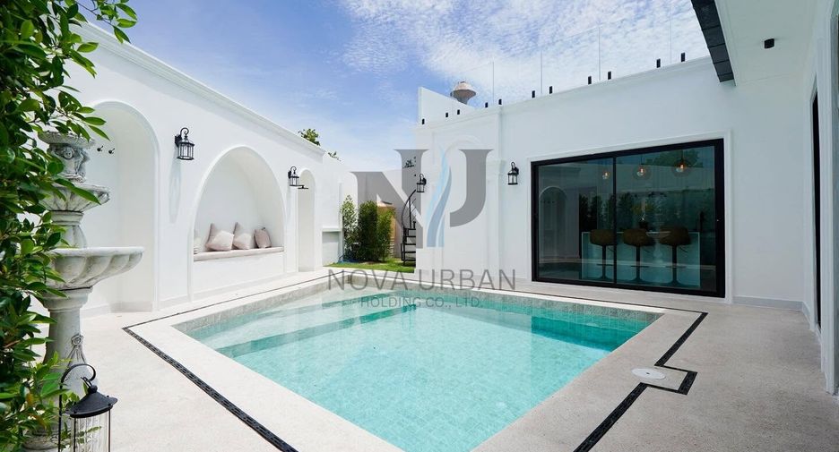 For sale 3 bedrooms villa in Bang Lamung, Chonburi