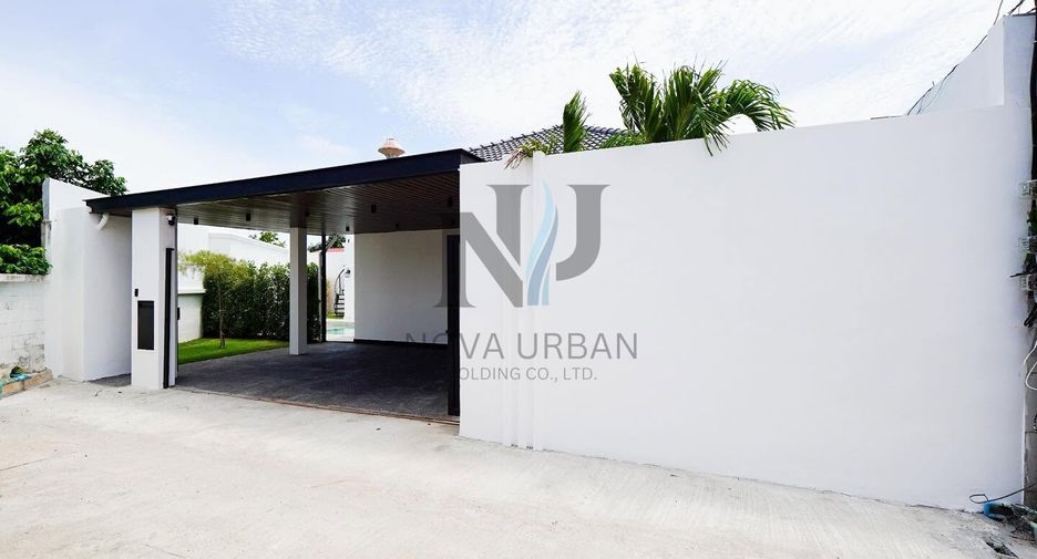 For sale 3 bedrooms villa in Bang Lamung, Chonburi