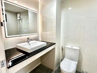 For rent 1 bed condo in Yan Nawa, Bangkok
