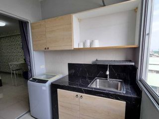 À louer studio condo à Bang Na, Bangkok