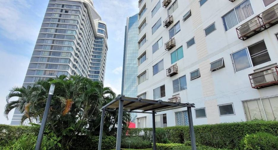 À louer studio condo à Bang Na, Bangkok