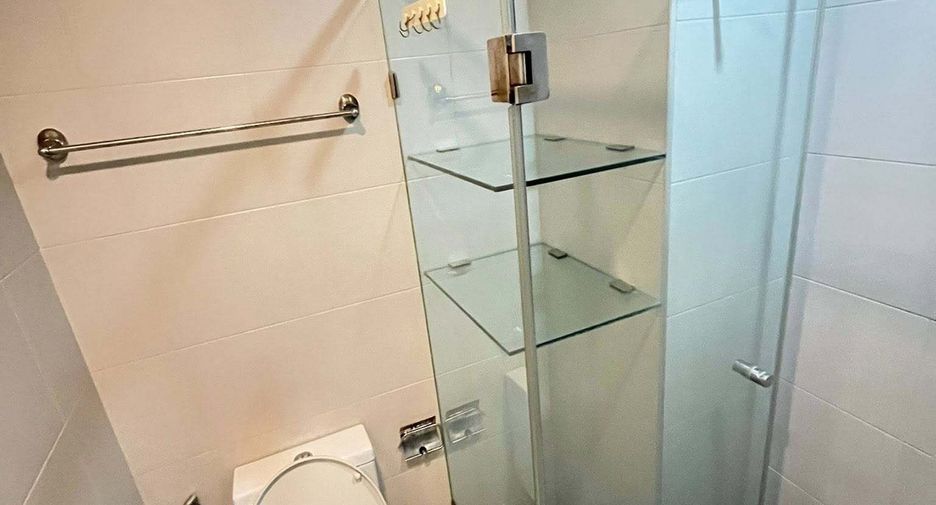 Wohnung zur Miete mit 1 Zimmer in Bang Na, Bangkok