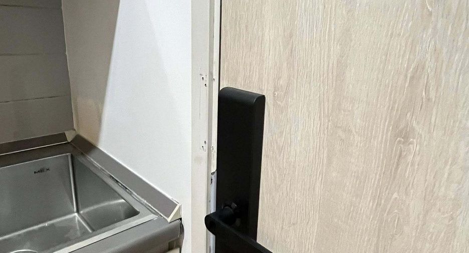 Wohnung zur Miete mit 1 Zimmer in Bang Na, Bangkok