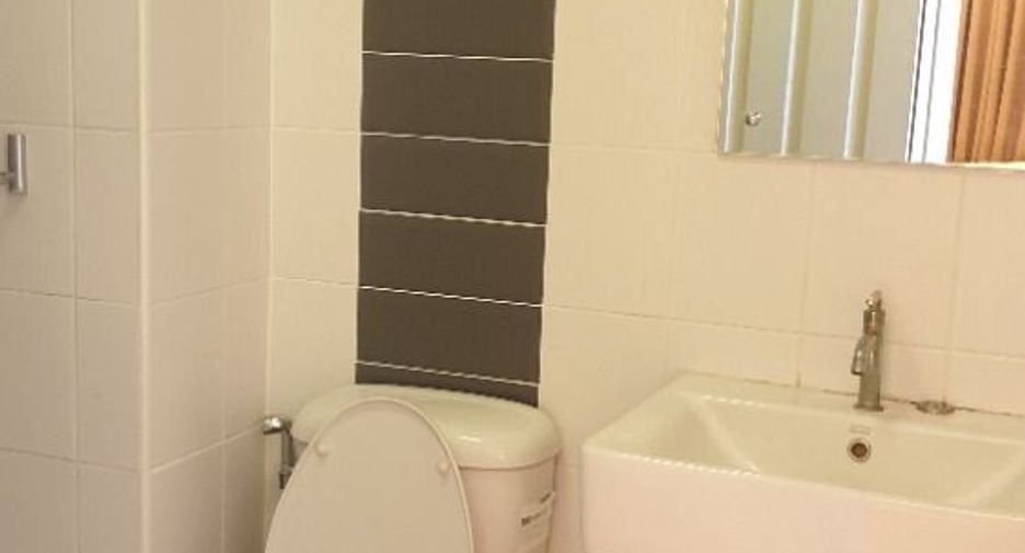 For rent 1 bed condo in Yan Nawa, Bangkok