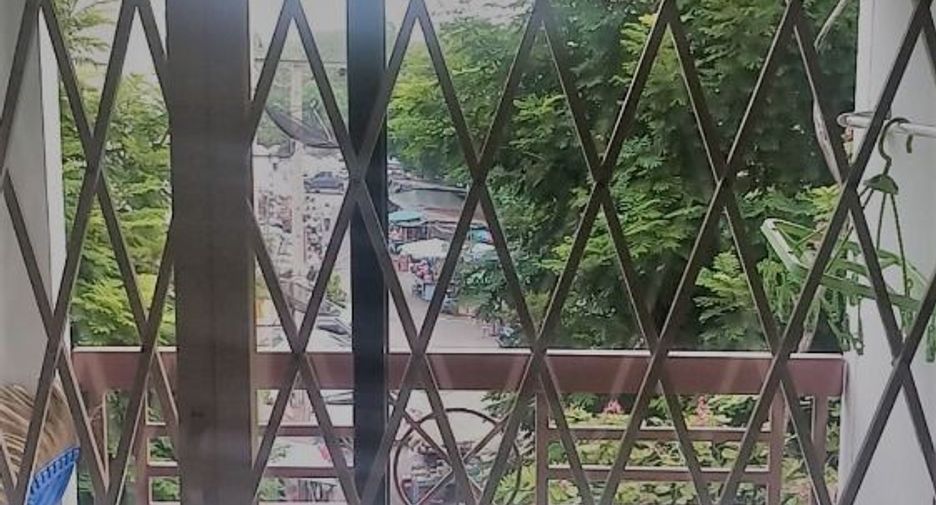 For rent studio condo in Sathon, Bangkok
