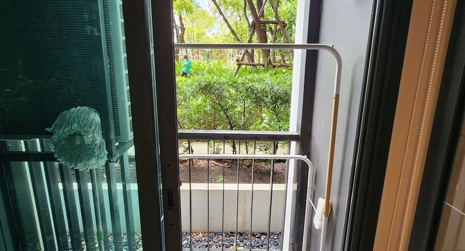 Wohnung zur Miete mit 1 Zimmer in Pathum Wan, Bangkok