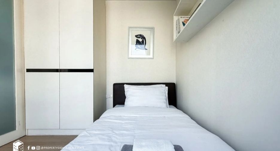 For rent 2 bedrooms condo in Pathum Wan, Bangkok