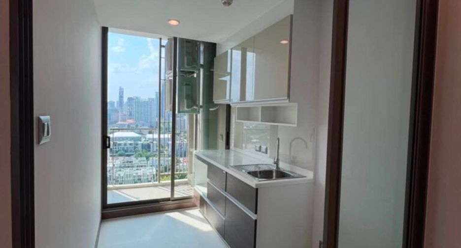 For rent 1 bed condo in Watthana, Bangkok
