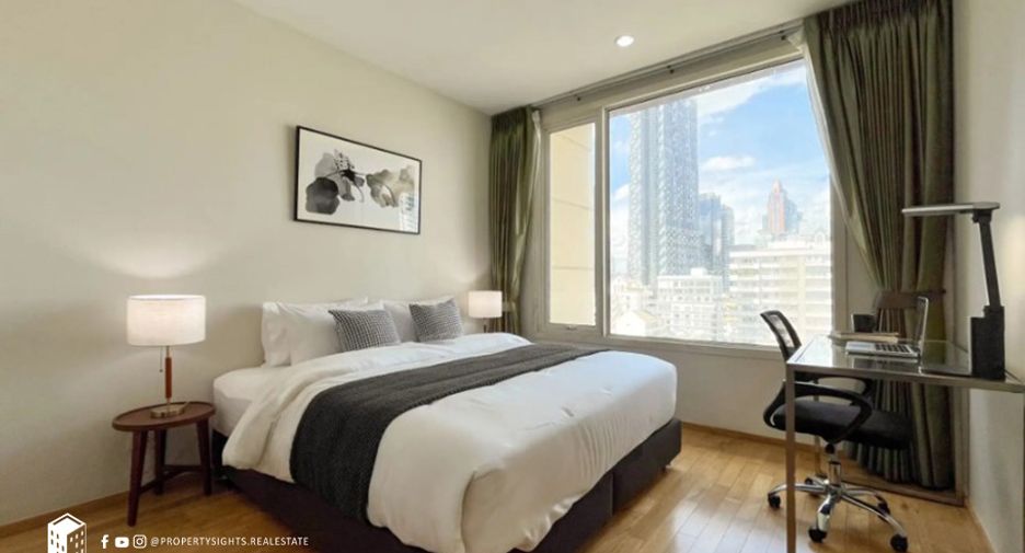 For rent 2 bedrooms condo in Sathon, Bangkok