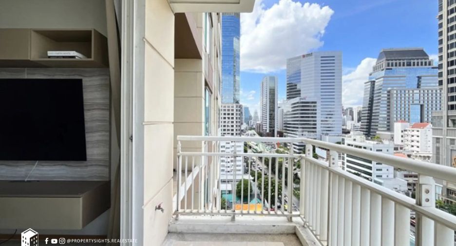 For rent 2 bedrooms condo in Sathon, Bangkok