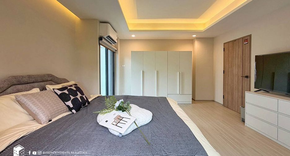 For sale 1 bed condo in Huai Khwang, Bangkok