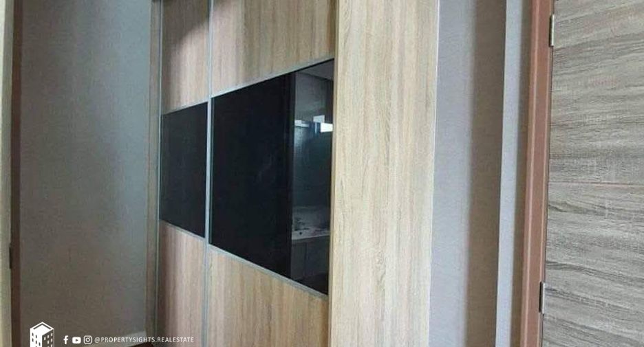 For rent 2 bedrooms condo in Phra Khanong, Bangkok
