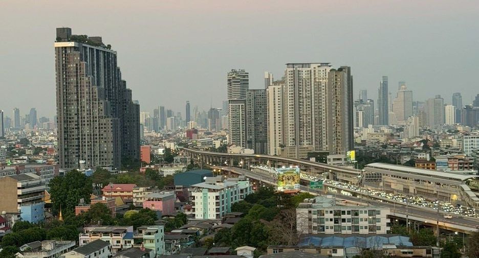 For rent スタジオ condo in Chom Thong, Bangkok