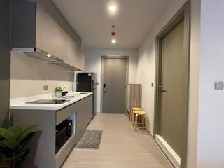 À louer studio condo à Huai Khwang, Bangkok