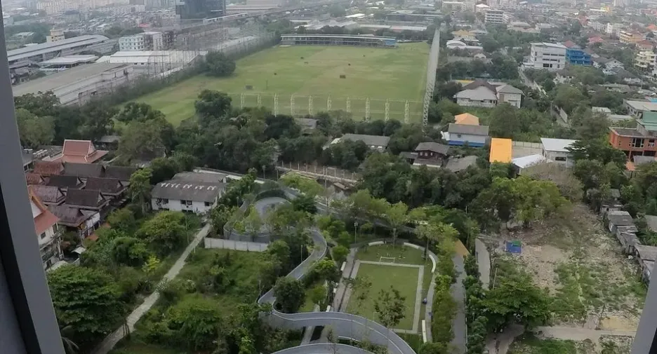 For rent studio condo in Bang Na, Bangkok