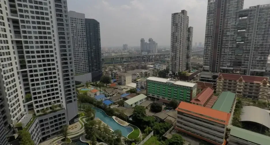 For rent studio condo in Bang Na, Bangkok