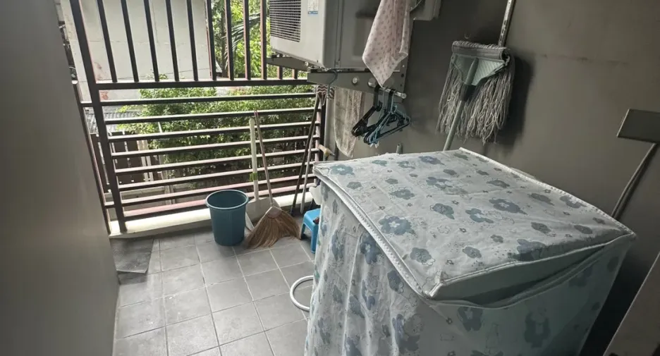 For rent 1 bed condo in Khlong San, Bangkok