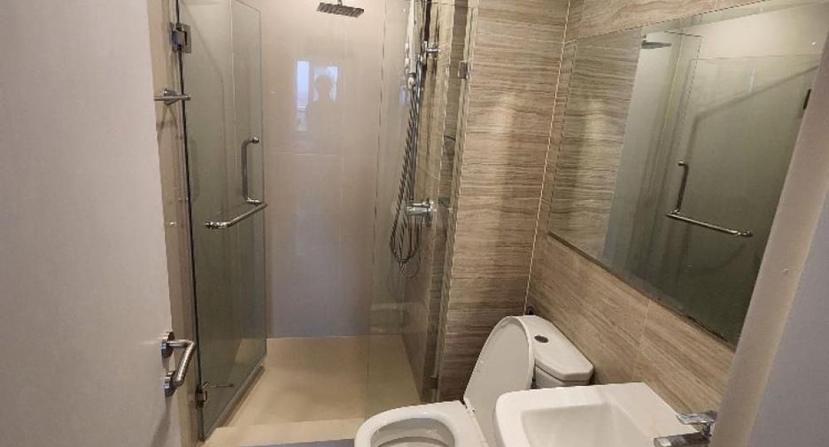 For rent 1 bed condo in Mueang Samut Prakan, Samut Prakan