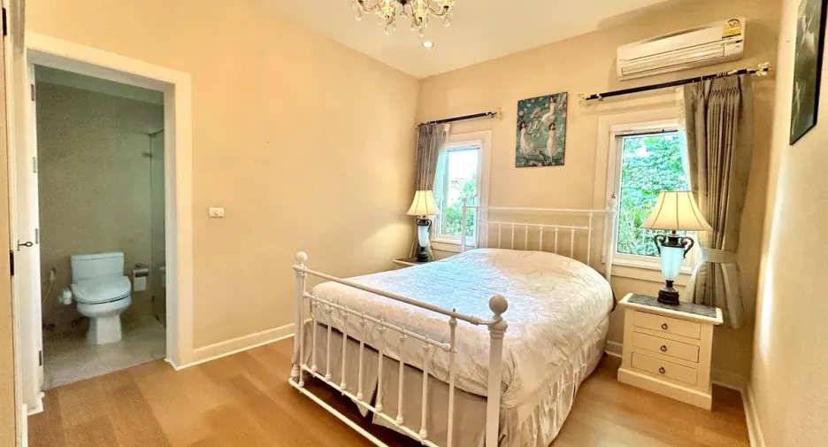 For rent and for sale 3 bedrooms house in Jomtien, Pattaya