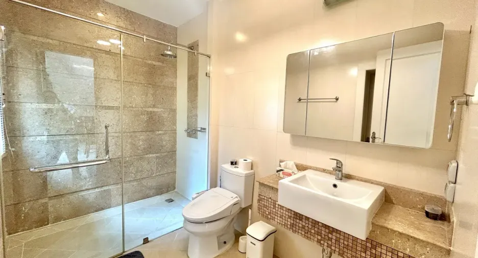 For rent and for sale 3 bedrooms house in Jomtien, Pattaya