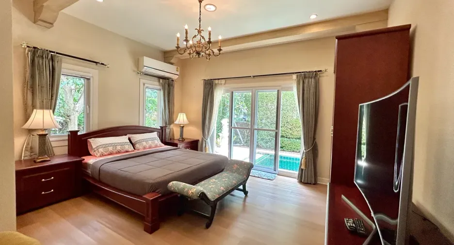 For rent and for sale 3 bedrooms house in Jomtien, Pattaya